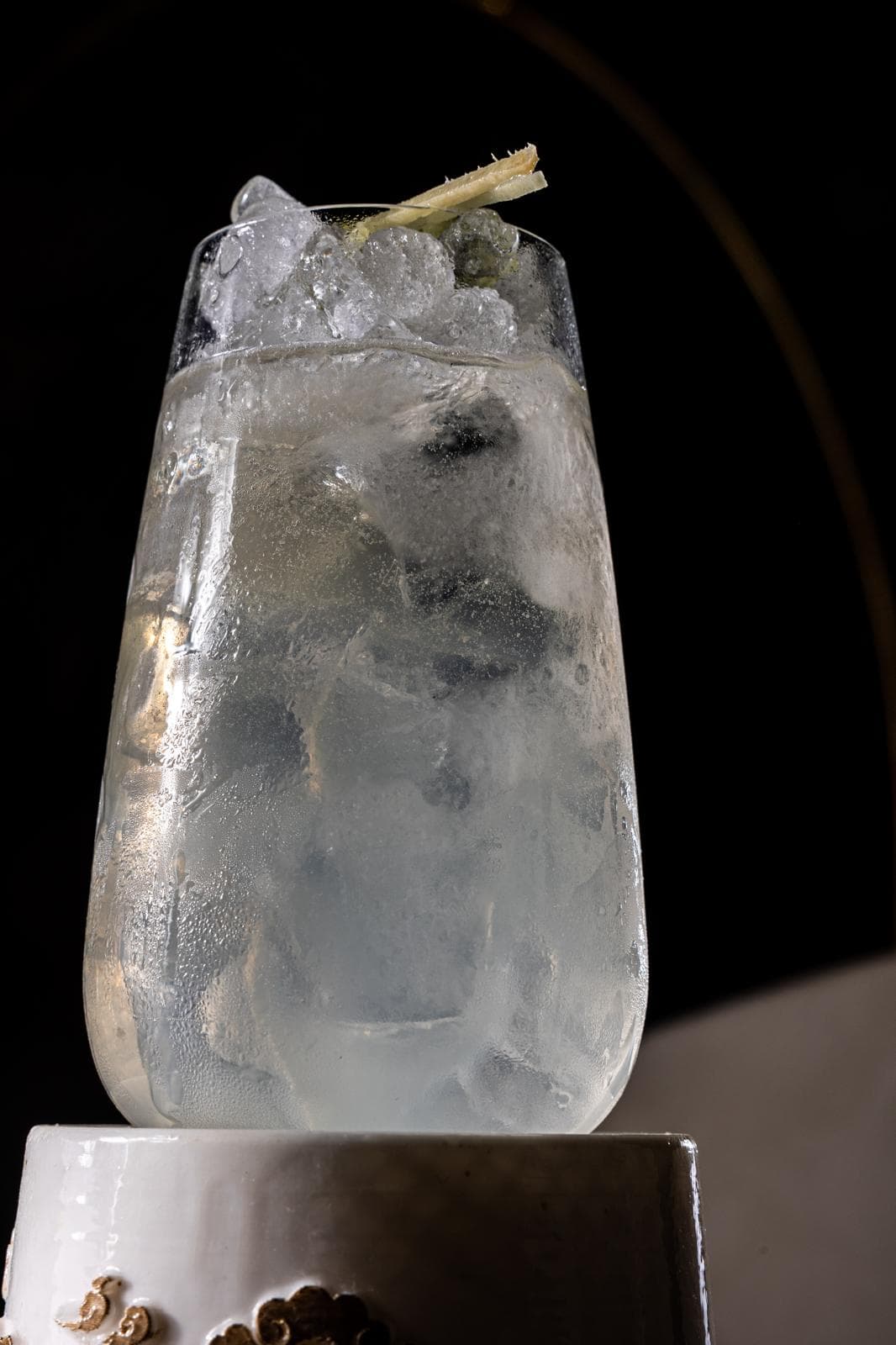 Matcha Mojito su base ceramica orientale